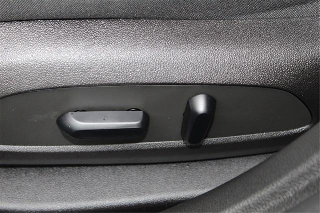 25948-chevrolet-cruze-2018-1bt69