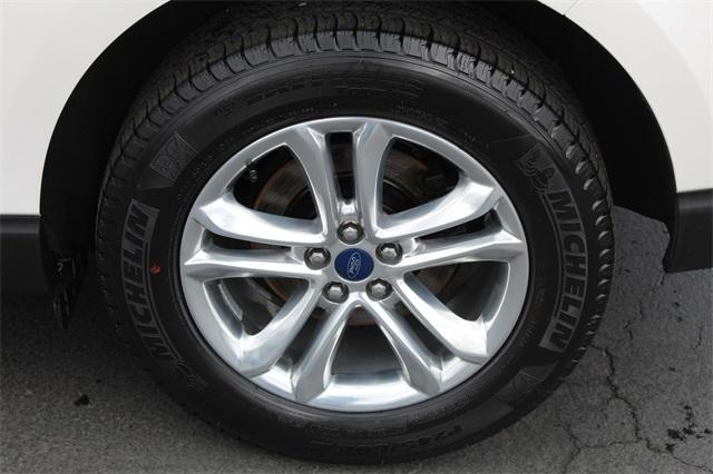 26004-ford-edge-2018-k4j