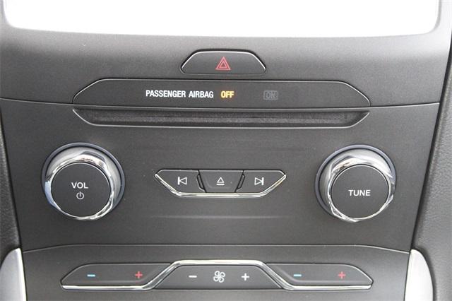 26017-ford-edge-2018-k4j