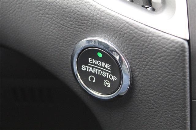 26021-ford-edge-2018-k4j