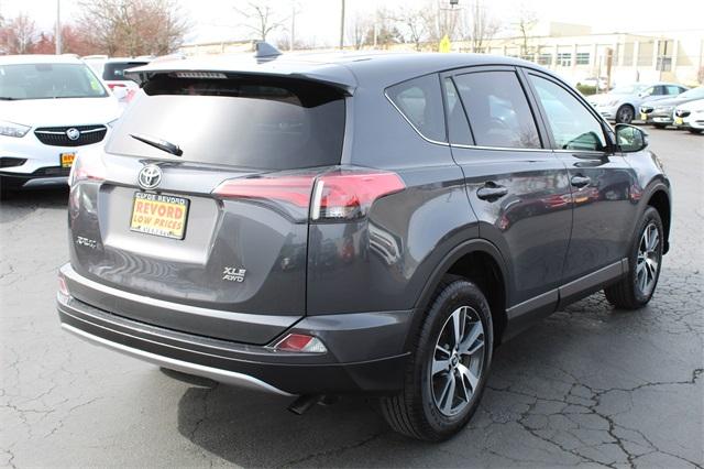 26027-toyota-rav4-2018-t