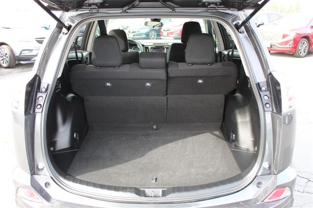 26033-toyota-rav4-2018-t