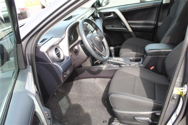 26034-toyota-rav4-2018-t