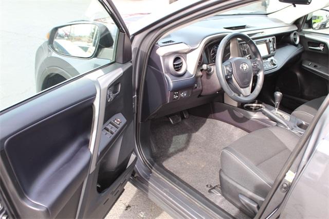 26038-toyota-rav4-2018-t