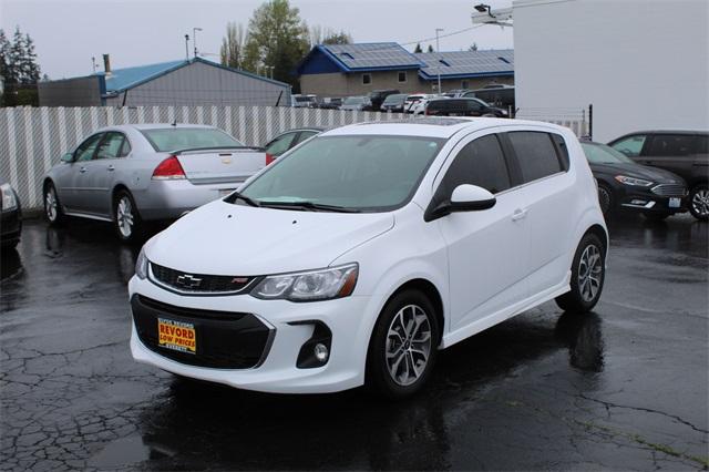 26055-chevrolet-sonic-2018-1jv48