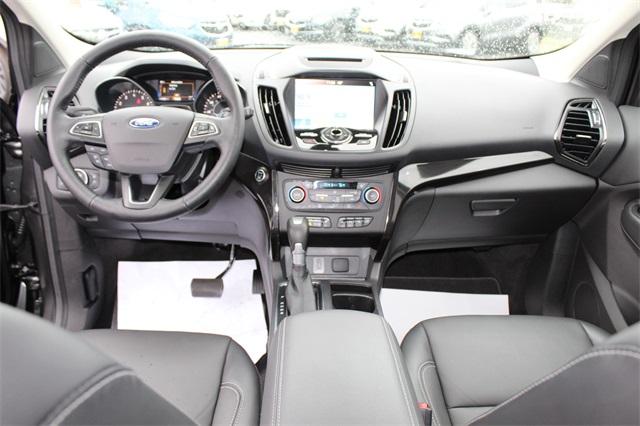26100-ford-escape-2018-u9j