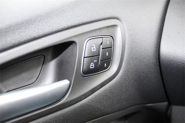 26102-ford-escape-2018-u9j