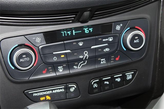 26109-ford-escape-2018-u9j