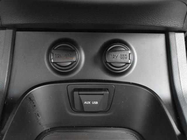 2619-hyundai-santafesport-2015-63402f45
