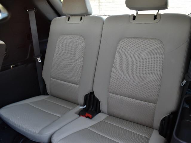 2676-hyundai-santafe-2013-j0402a65