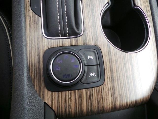 27015-gmc-acadia-2019-tnn26