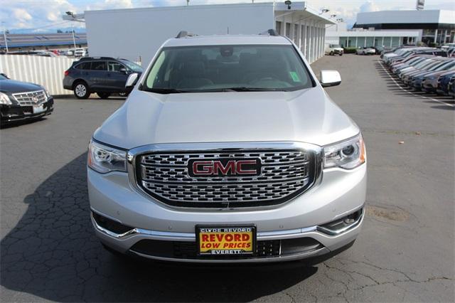 27019-gmc-acadia-2019-tnn26