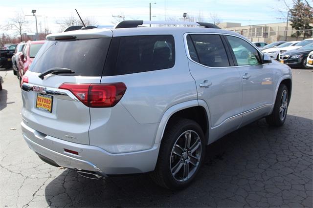 27022-gmc-acadia-2019-tnn26