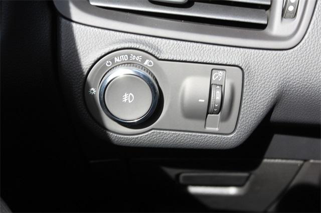 27076-buick-envision-2019-4xz26