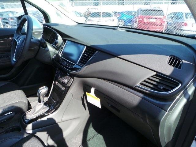 27118-buick-encore-2019-4ju76
