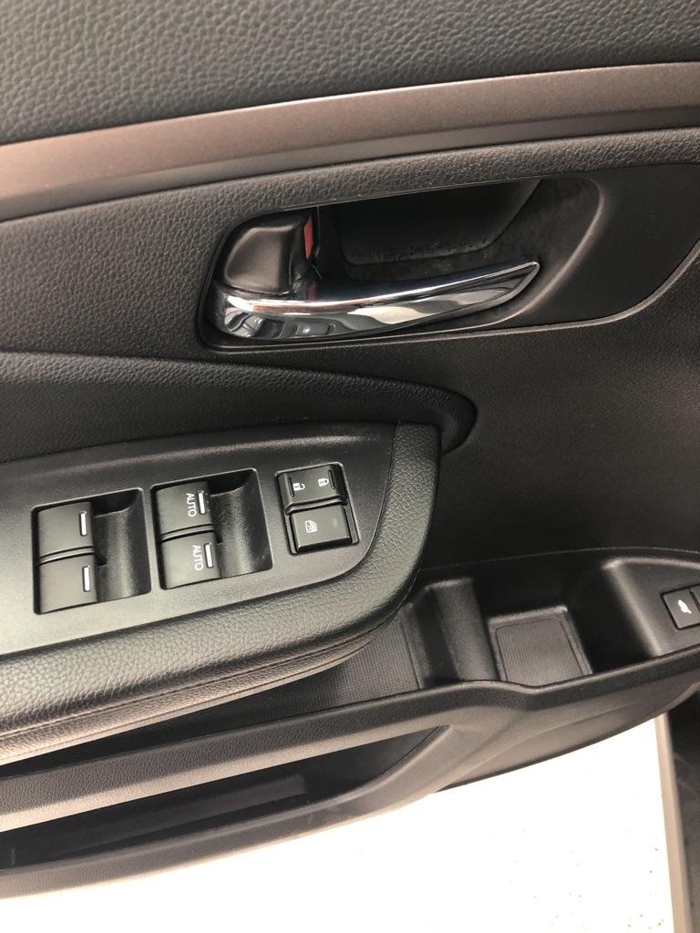27364-honda-pilot-2018-yf6h5jjnw