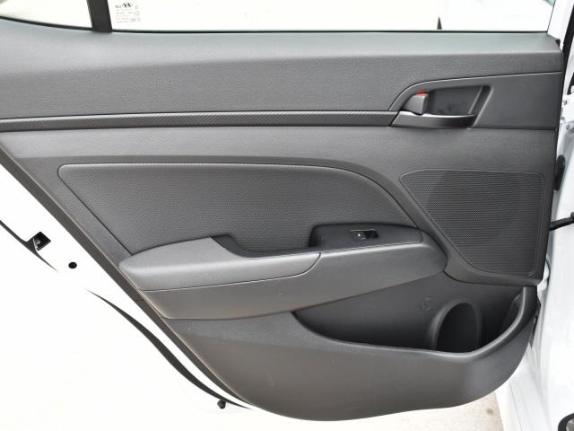2740-hyundai-elantra-2018-48473f45