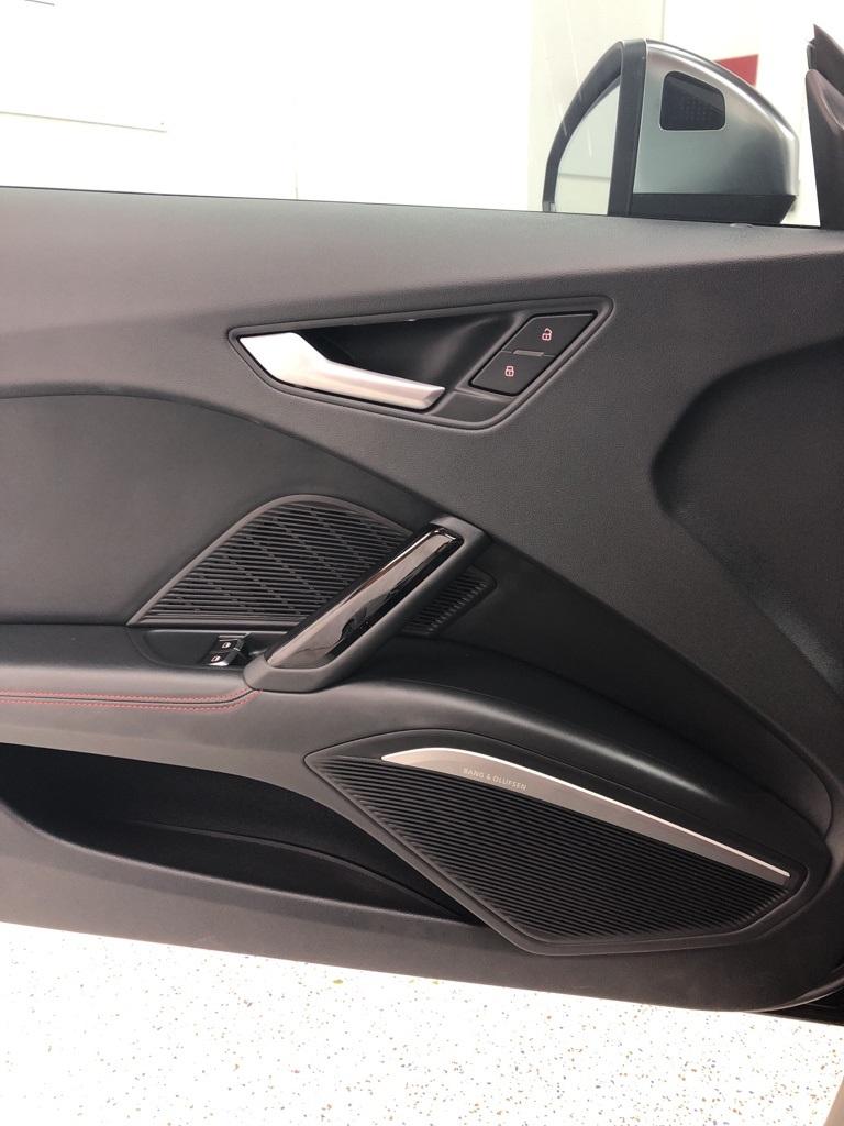 27804-audi-tts-2016-fv351l