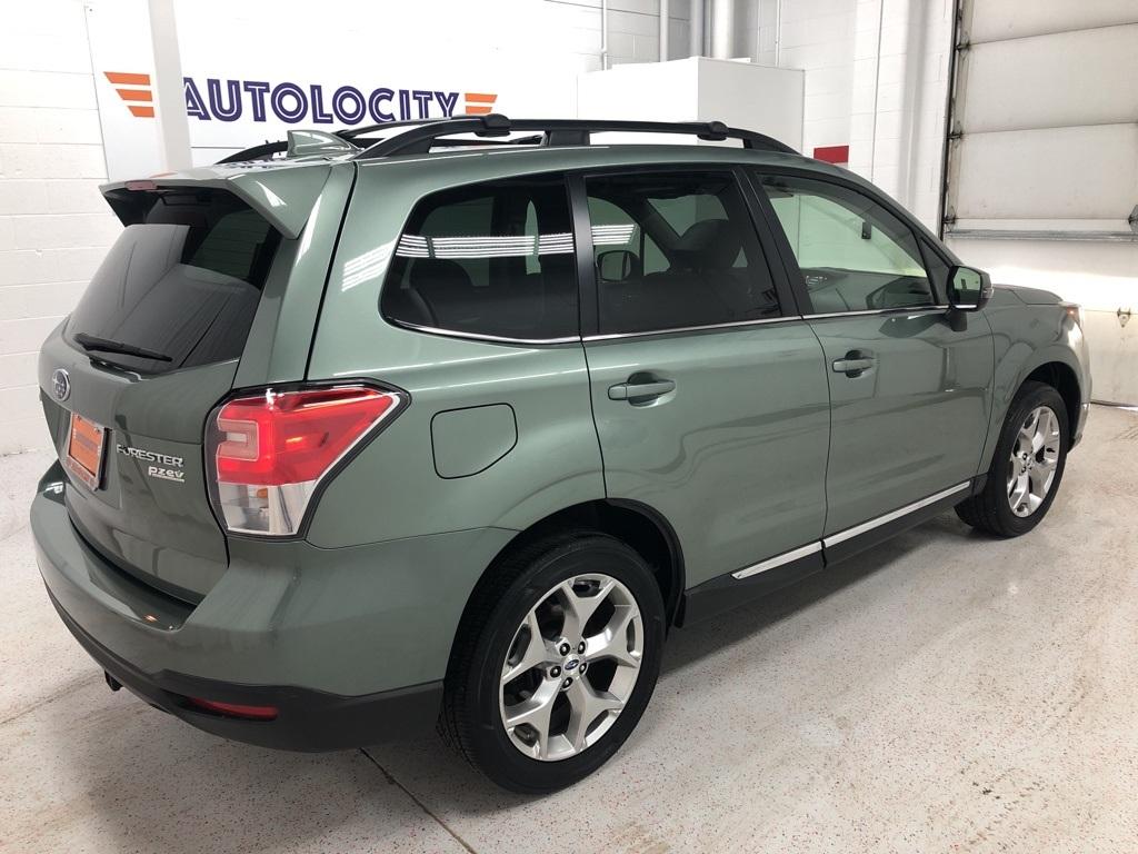 28028-subaru-forester-2017-hfj