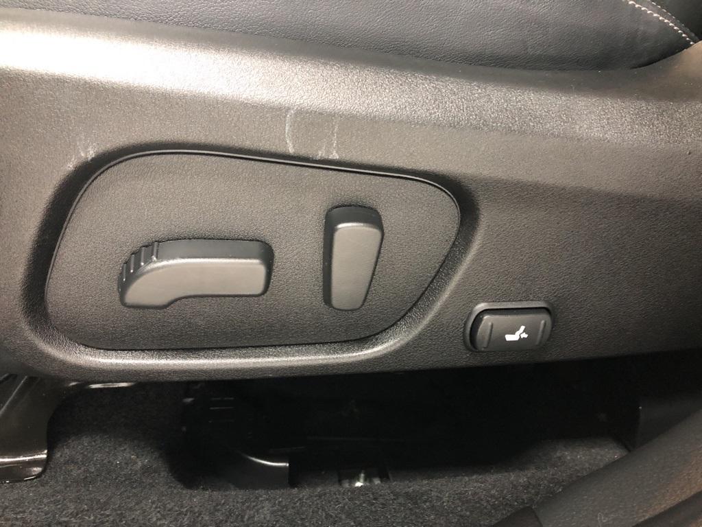 28038-subaru-forester-2017-hfj