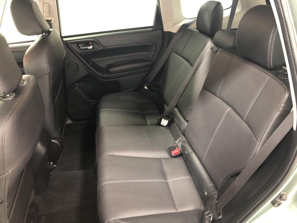 28051-subaru-forester-2017-hfj