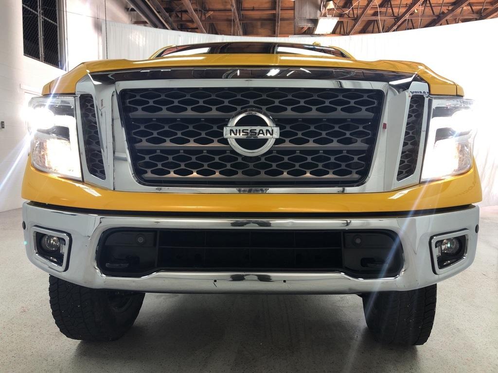 28101-nissan-titan-2017-38417