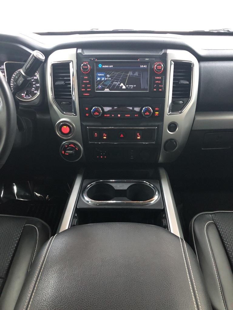 28121-nissan-titan-2017-38417