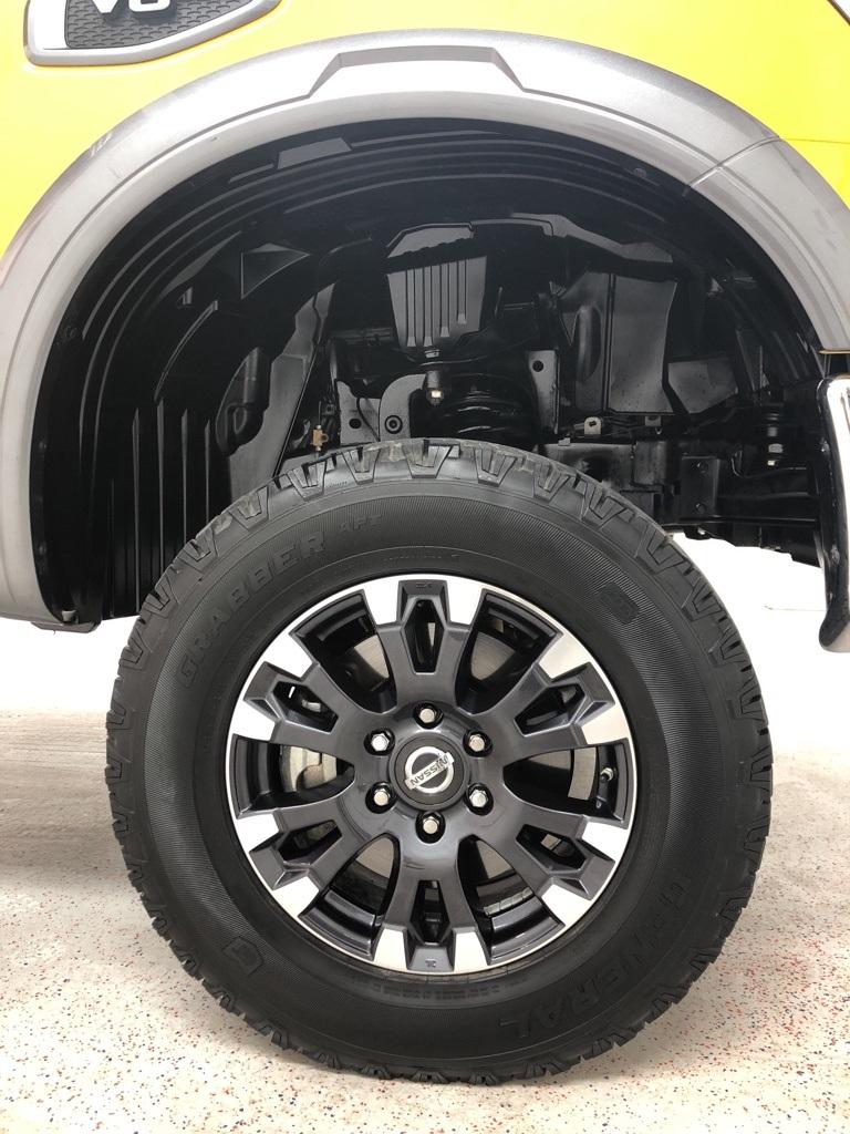 28136-nissan-titan-2017-38417