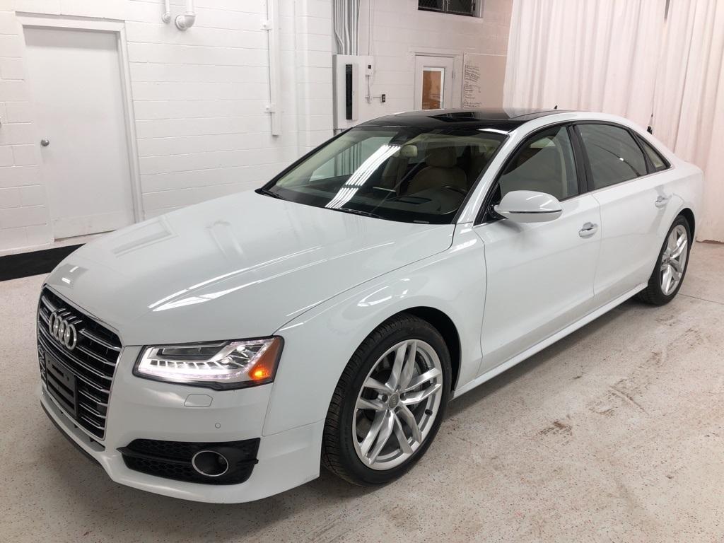 28140-audi-a8-2017-4hl54a