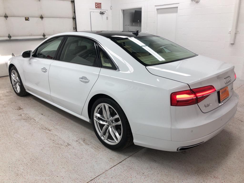 28142-audi-a8-2017-4hl54a