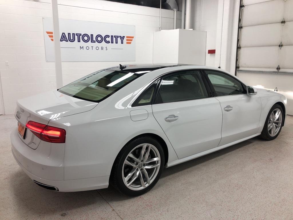 28144-audi-a8-2017-4hl54a