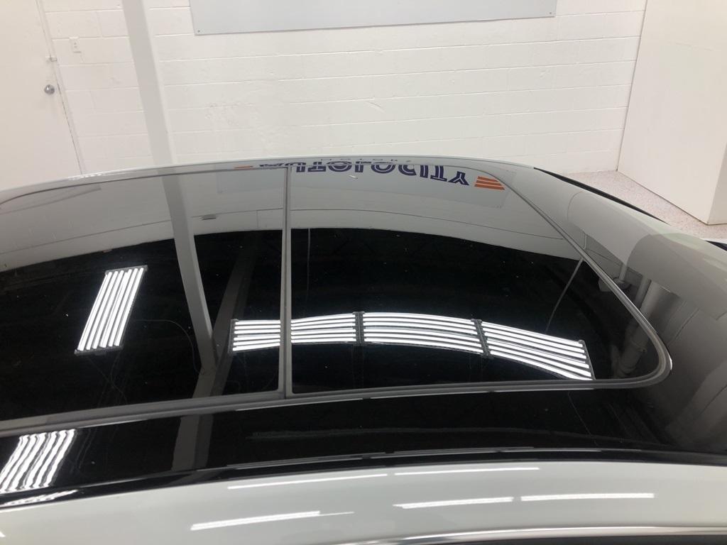 28146-audi-a8-2017-4hl54a