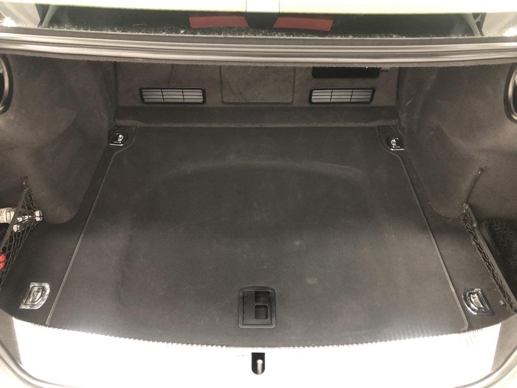 28171-audi-a8-2017-4hl54a