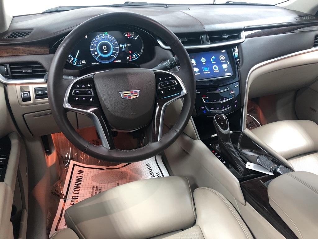 28186-cadillac-xts-2017-6gd69
