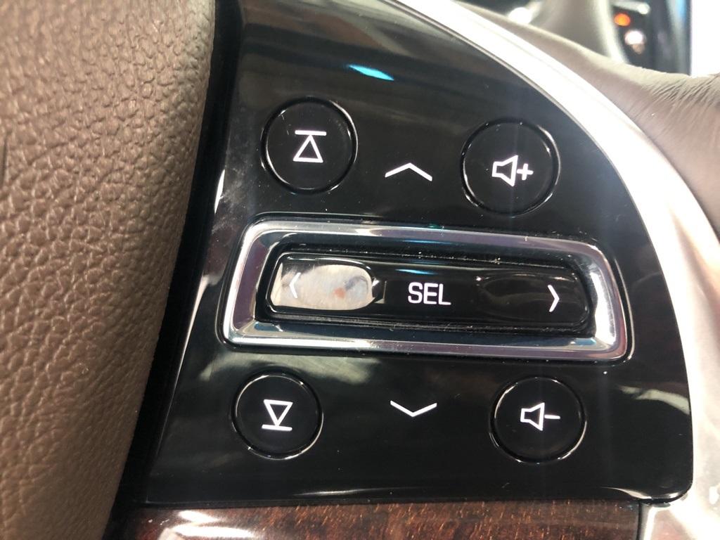 28202-cadillac-xts-2017-6gd69