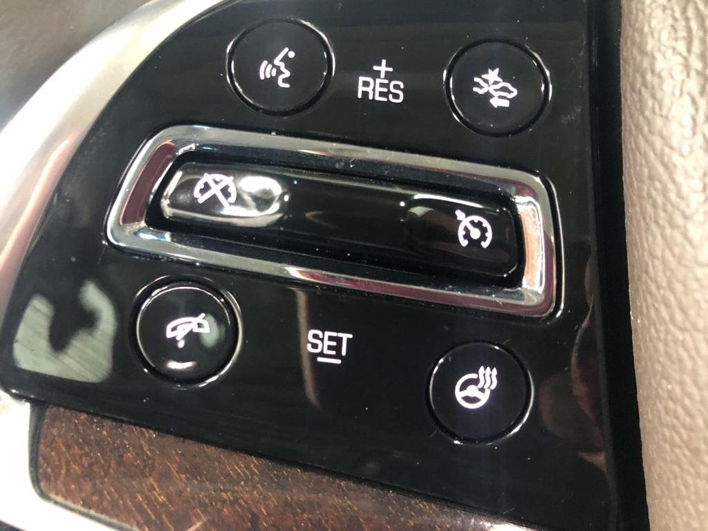 28203-cadillac-xts-2017-6gd69