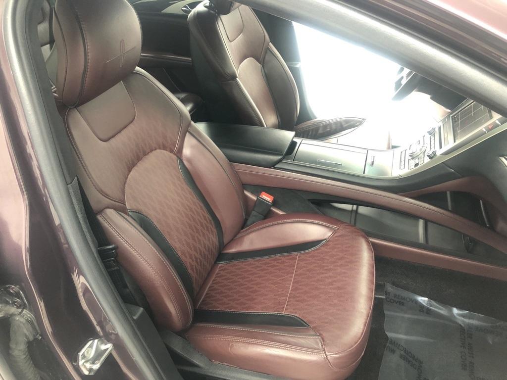 28241-lincoln-mkz-2017-l5h
