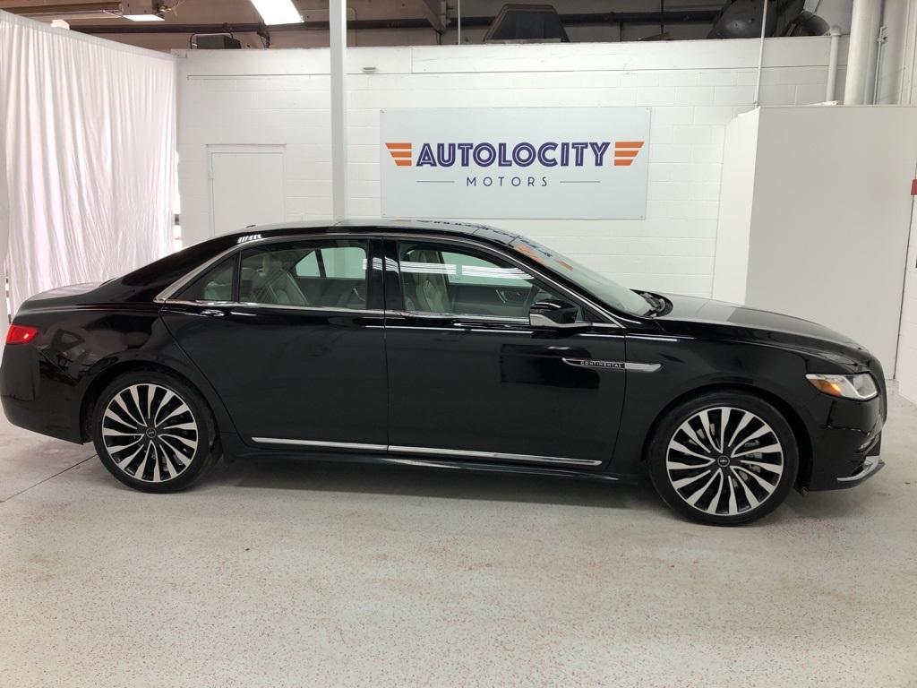 28260-lincoln-continental-2017-l9b