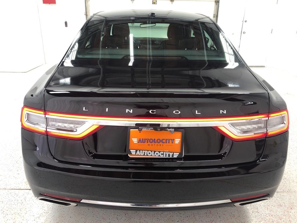 28285-lincoln-continental-2017-l9p