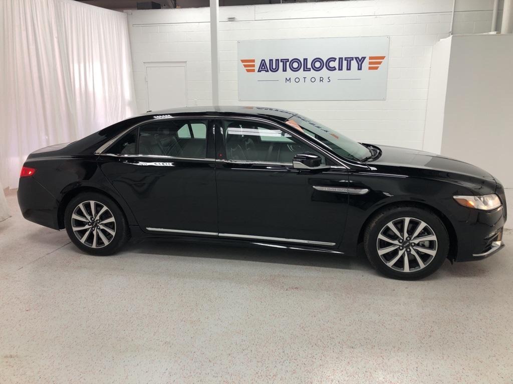 28287-lincoln-continental-2017-l9p