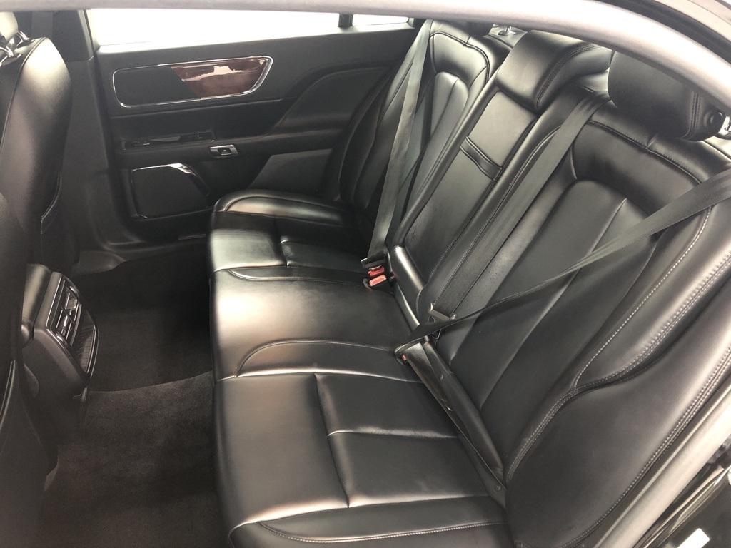 28302-lincoln-continental-2017-l9p