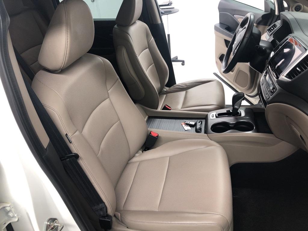 28377-honda-ridgeline-2017-yk3f6hgnw