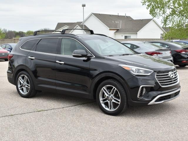 2845-hyundai-santafe-2017-j0422f65