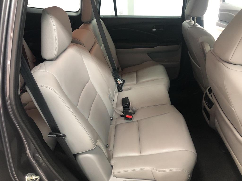 28455-honda-pilot-2017-yf6h5hjnw