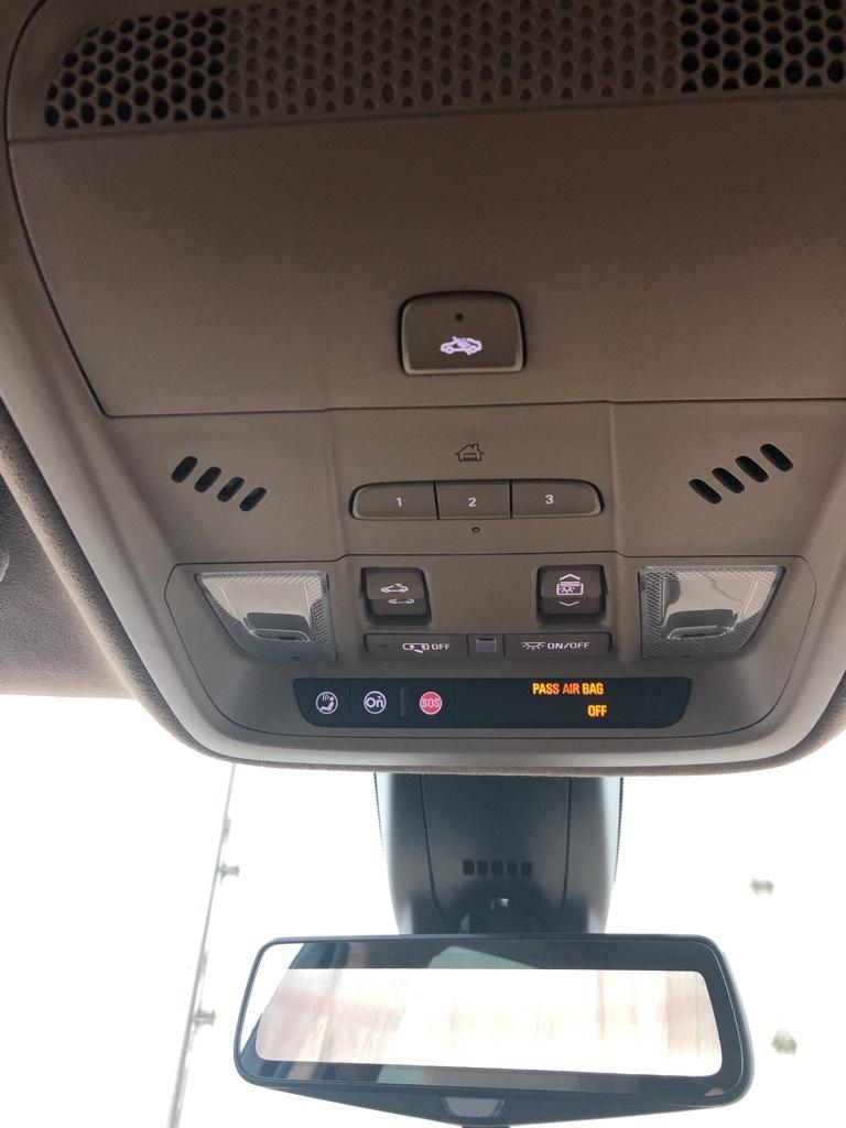 28498-cadillac-xt5-2017-6nk26