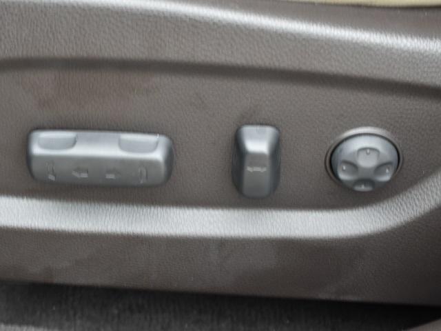 2854-hyundai-santafe-2017-j0422f65
