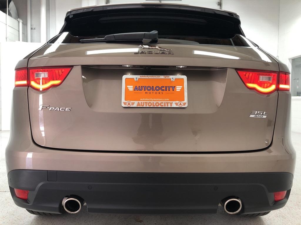 28554-jaguar-f-pace-2017-7315