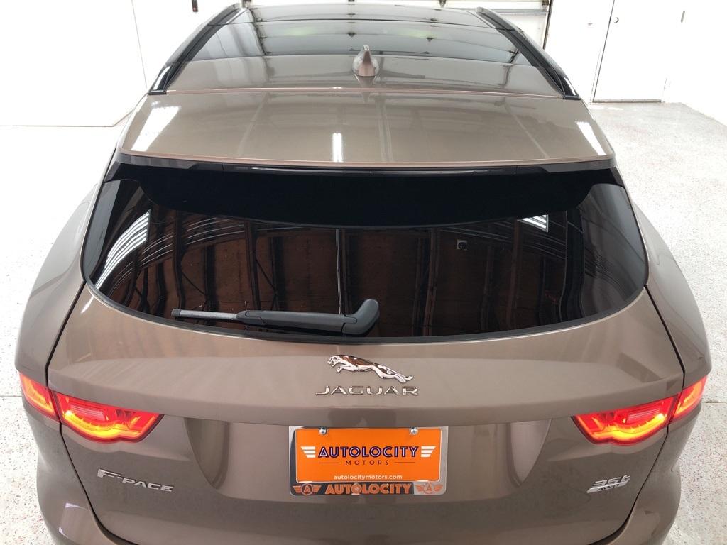 28555-jaguar-f-pace-2017-7315
