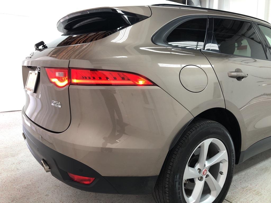 28558-jaguar-f-pace-2017-7315
