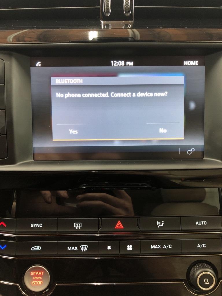28573-jaguar-f-pace-2017-7315